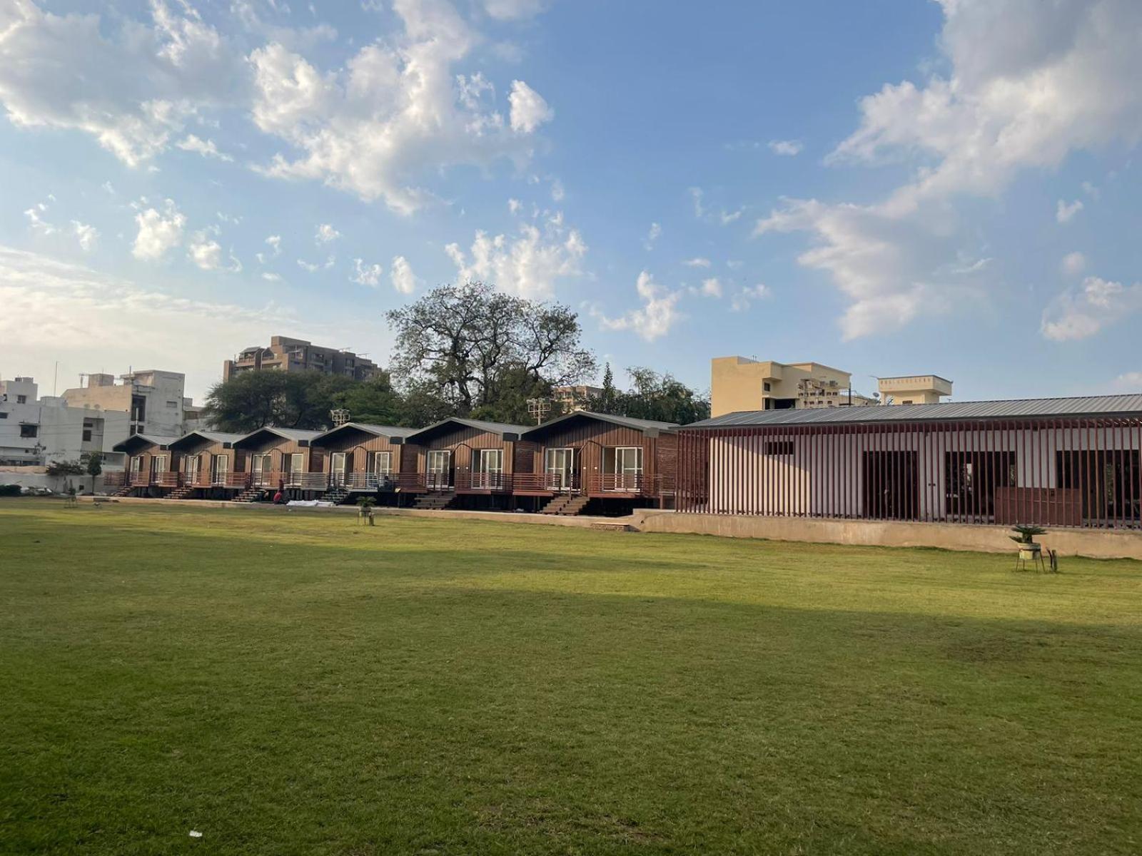 Vrindavan Greens Resort Udajpur Exteriér fotografie