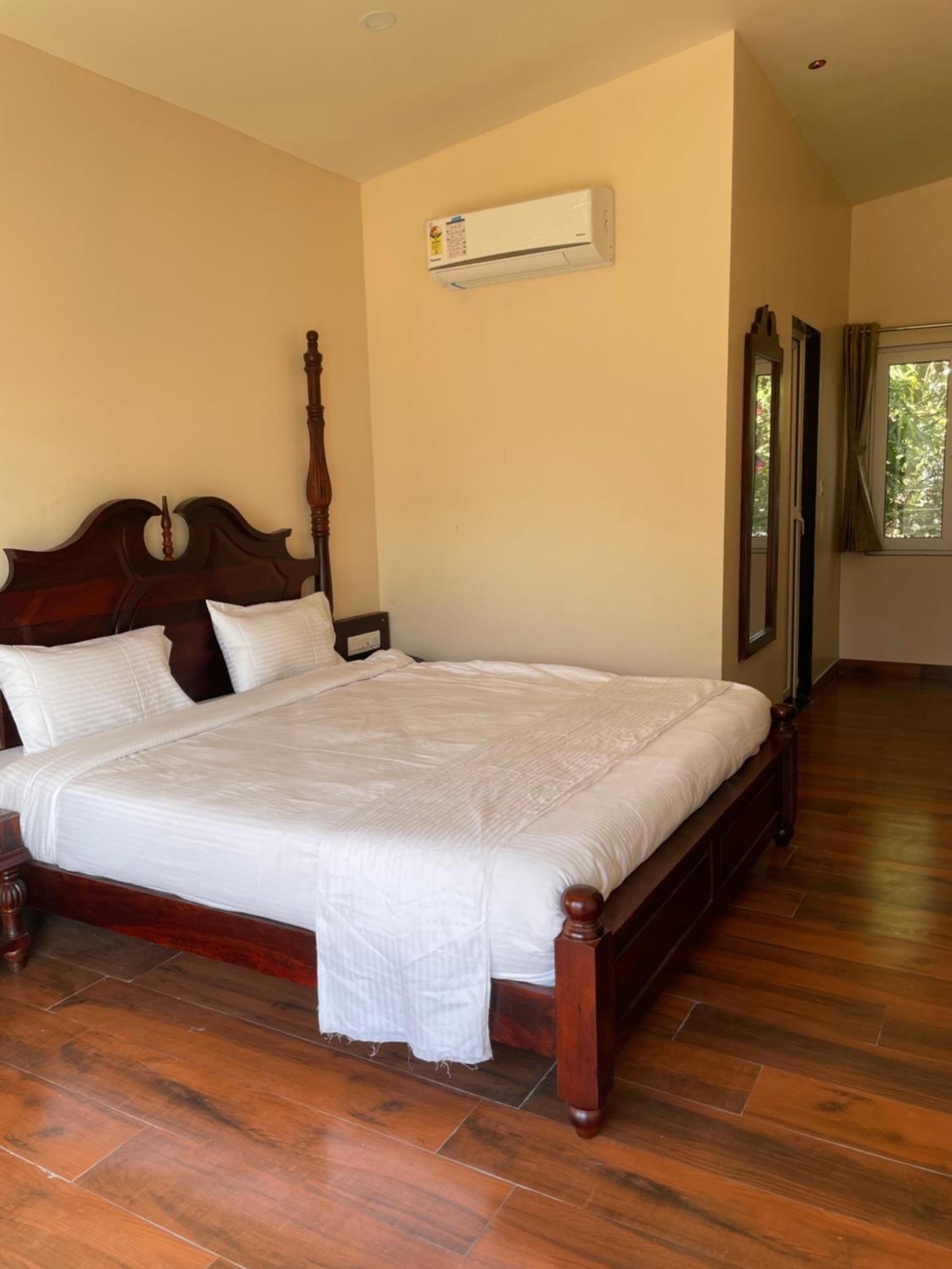 Vrindavan Greens Resort Udajpur Exteriér fotografie